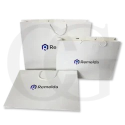 Remelda BoldPrint Bag with vibrant pattern and spacious design