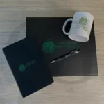 Elegant corporate gift box with grand, high-quality items for premium gifting.