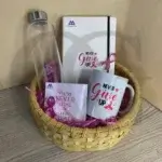 Momentum Gift Box – premium corporate gift set with stylish notebook, pen, and mug for professionals.