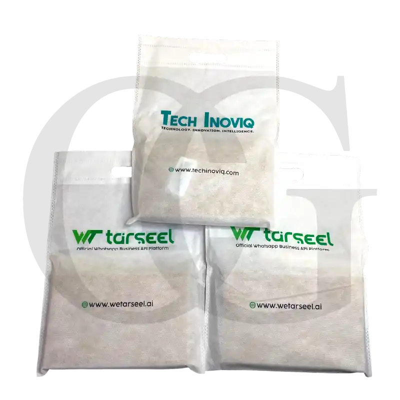 Premium Personalization Kit – customizable corporate gift set with elegant accessories for professionals.